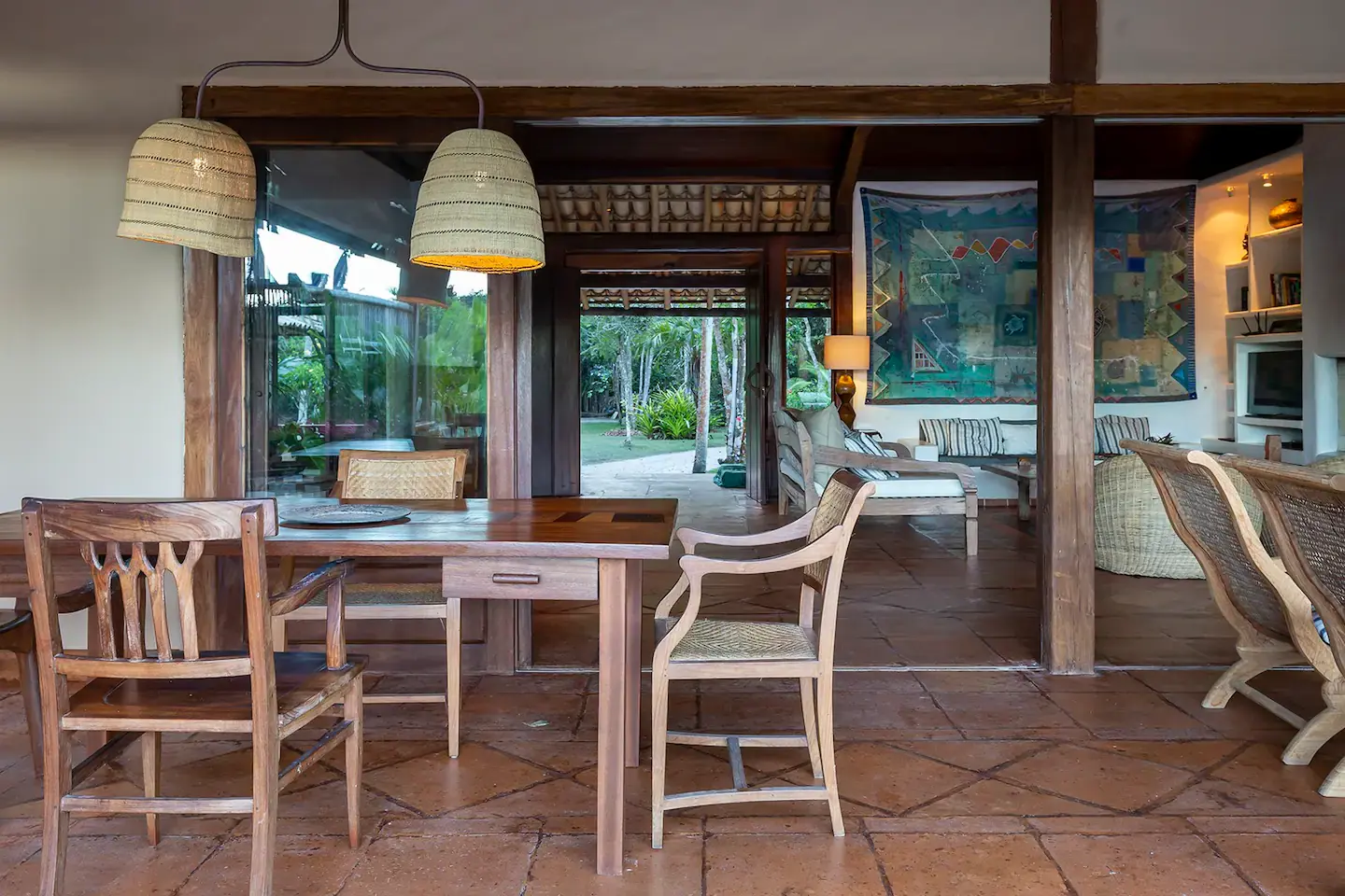 Vila espetacular pé na areia, jardim de 12 mil m²