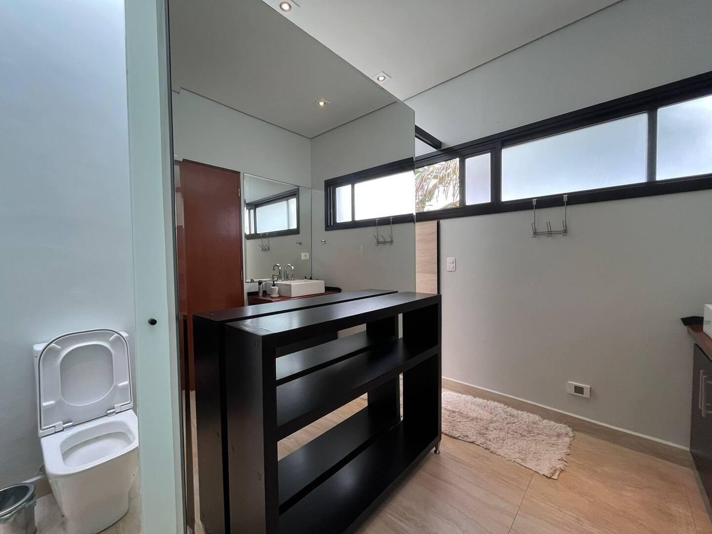 Casa com 6 suítes no Condomínio Hanga Roa