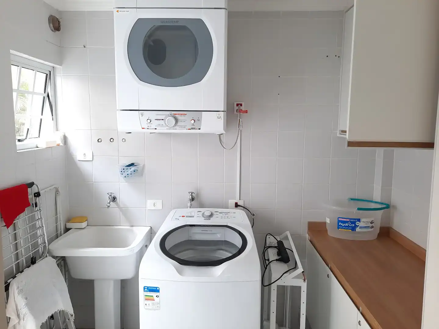 Cinco suítes c/ A/C, piscina e Wi-Fi! Módulo 1