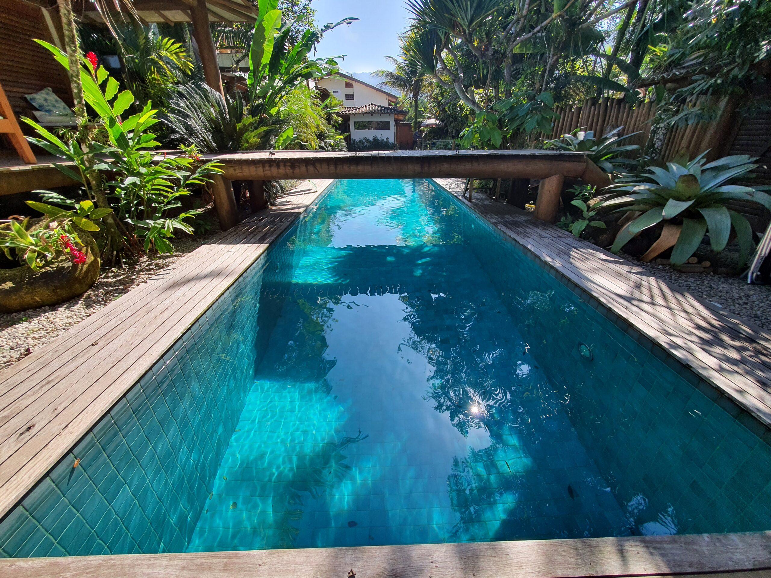 Belíssima casa com piscina e espaço gourmet na praia de Itamambuca
