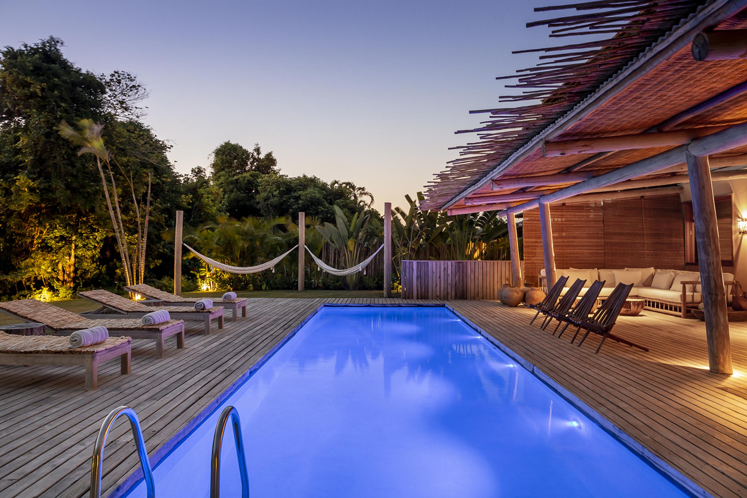Casa Brisa 61 – Luxo, Conforto e 4 Suítes em Porto Seguro