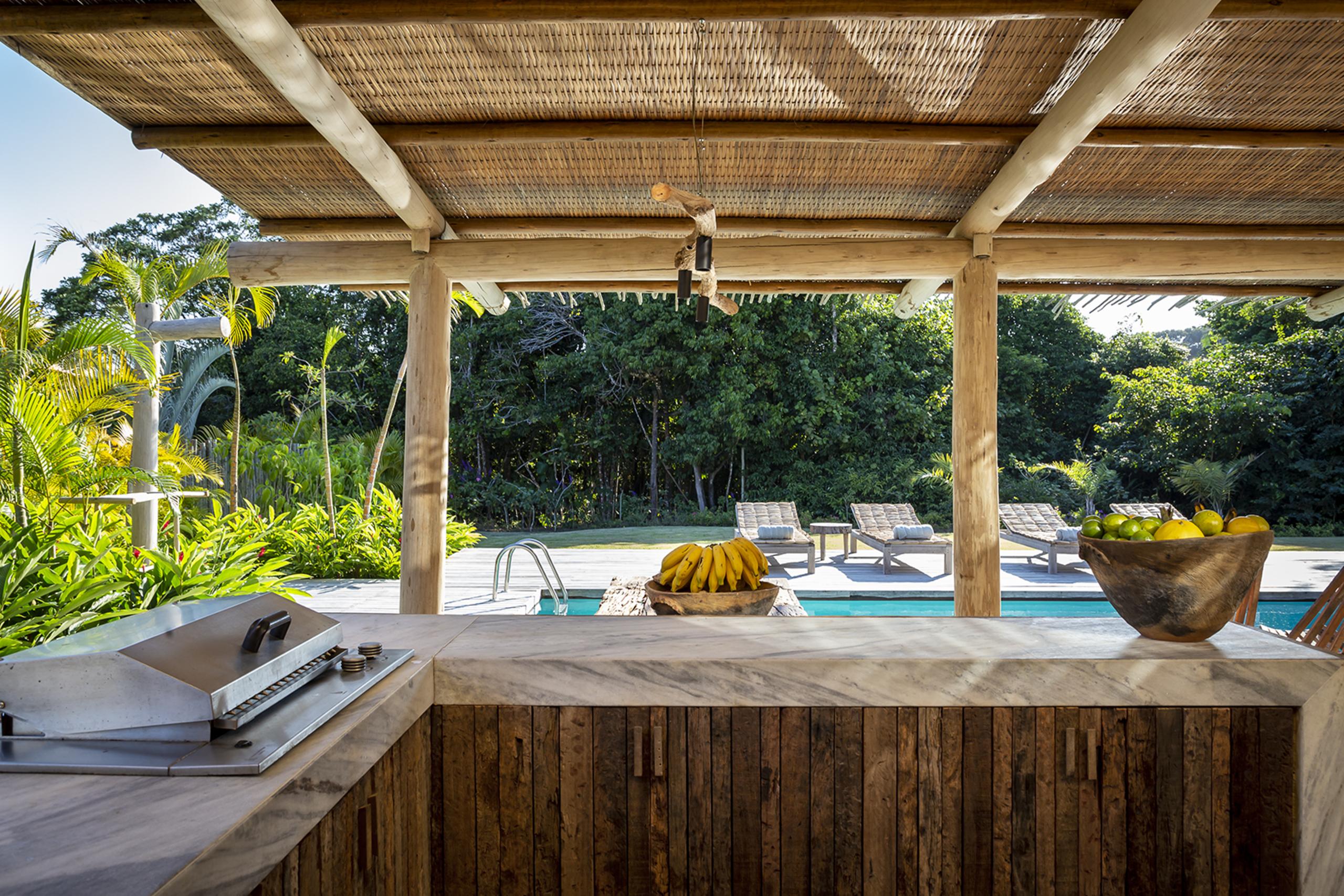 Casa Brisa 61 – Luxo, Conforto e 4 Suítes em Porto Seguro