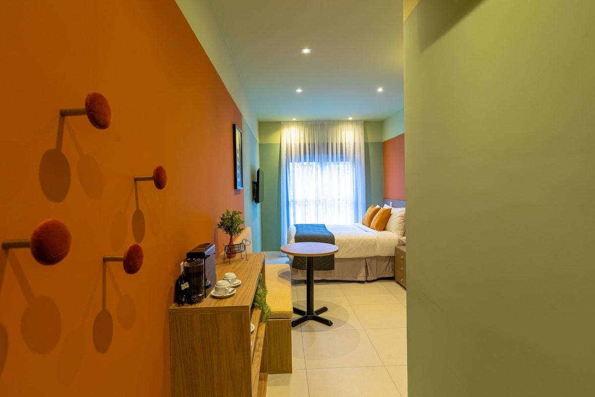 Campo Belo Studio for 2 with Pool and Gym