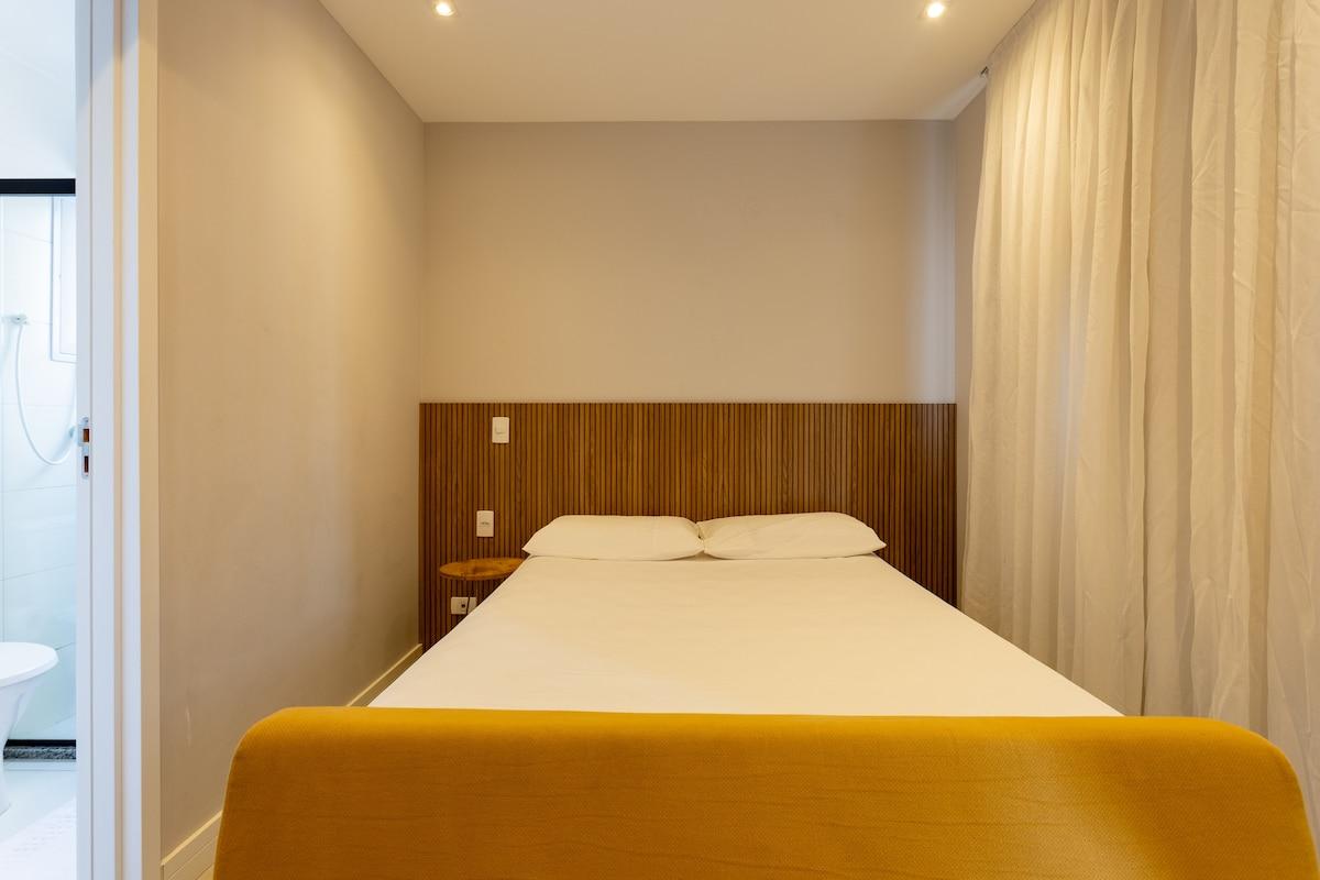 Apartamento no Campo Belo com piscina, academia e varanda