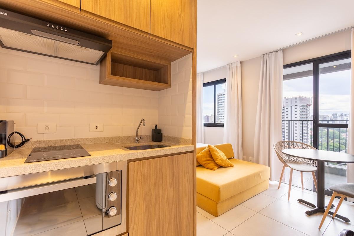 Apartment in Campo Belo with Pool, Gym, and Balcony