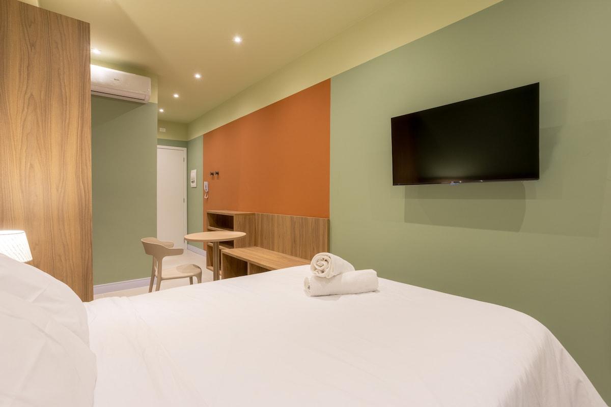 Apartamento no Campo Belo com Piscina, Academia e Varanda
