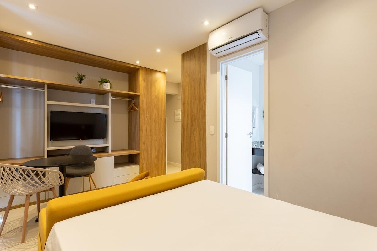Apartamento no Campo Belo com piscina, academia e varanda