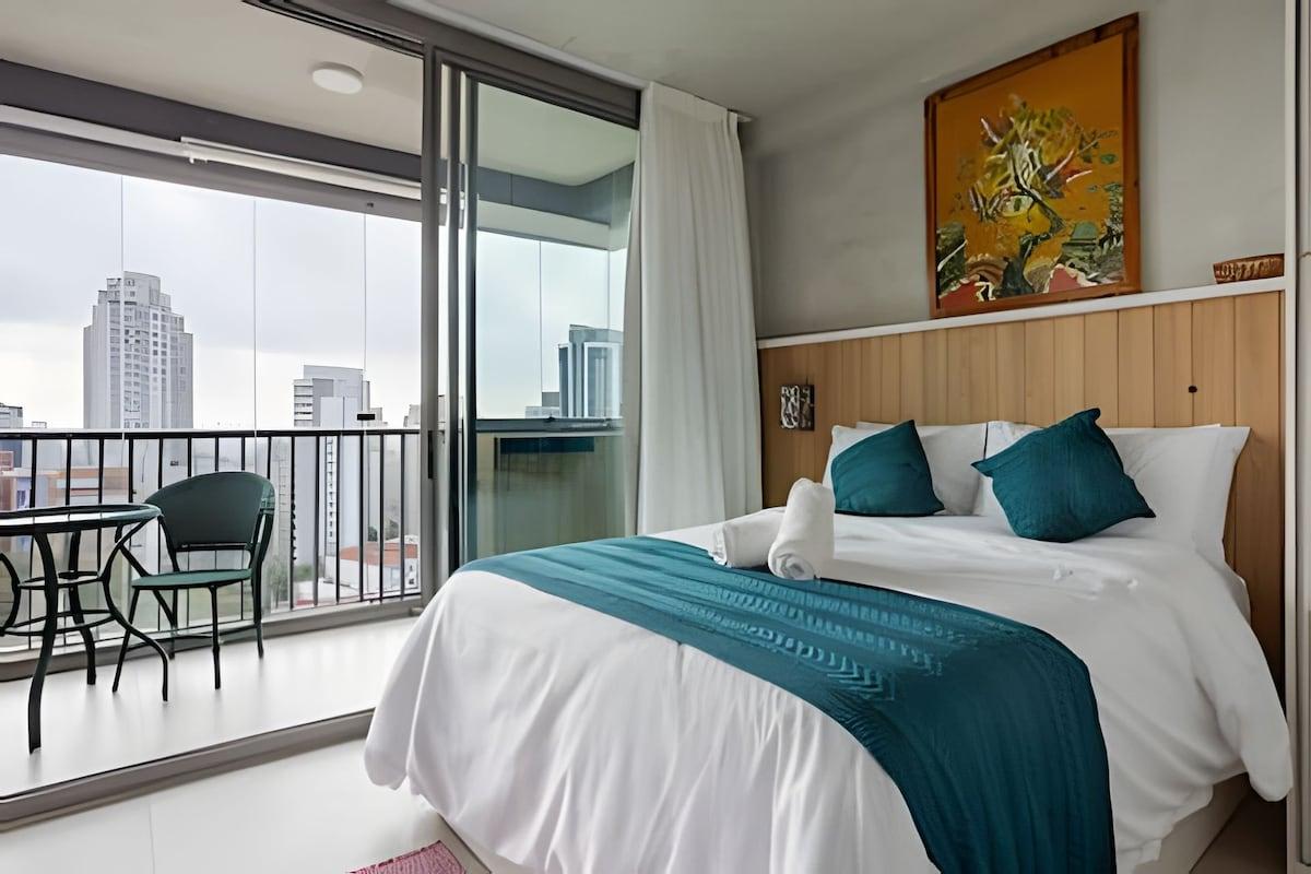 Charming Stay in Vila Mariana, up to 3 Guests