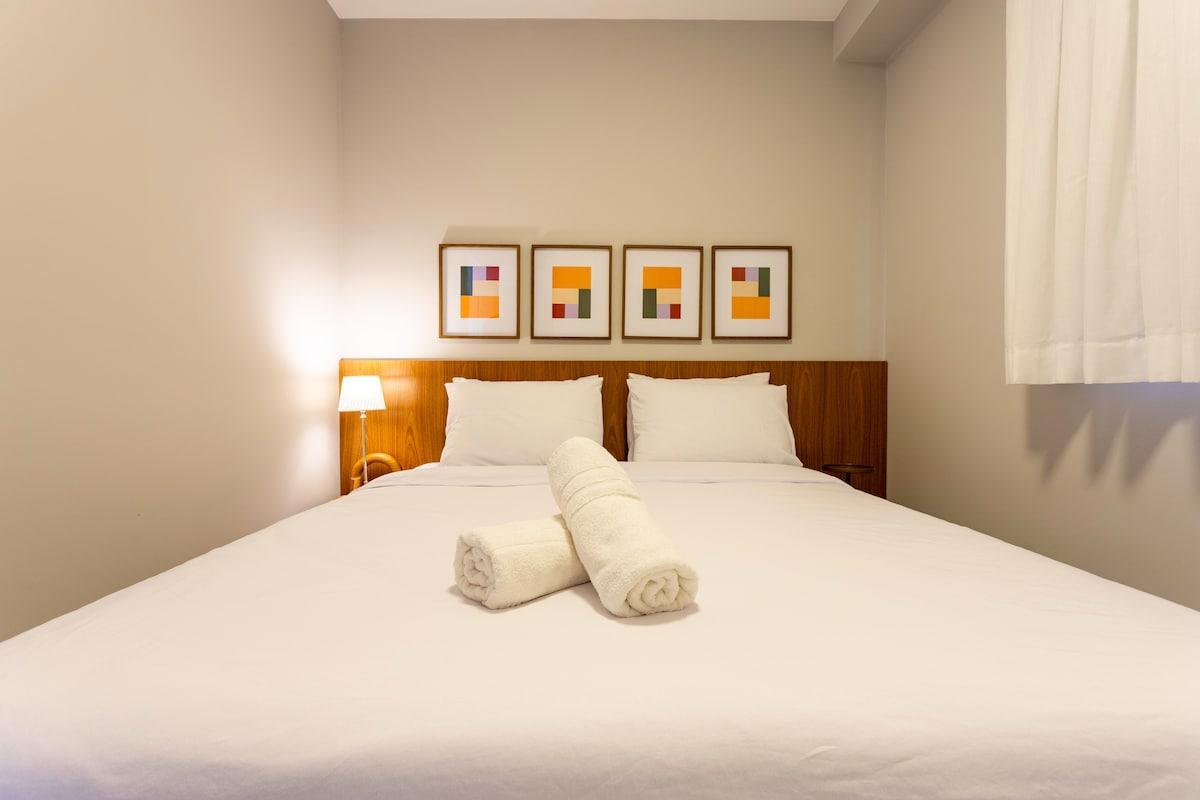 Apartamento de 2 Habitaciones en Vila Mariana con Cochera y Gimnasio