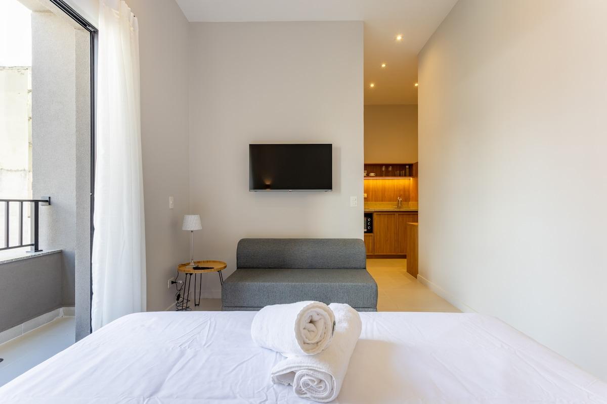 Stylish Apartment in Vila Mariana, Near the Metro