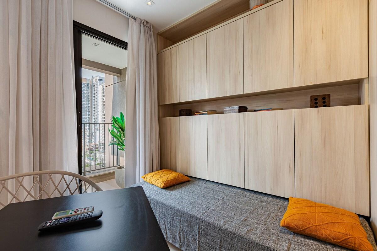 Apartamento para 4 Pessoas com Piscina e Academia perto do Metrô