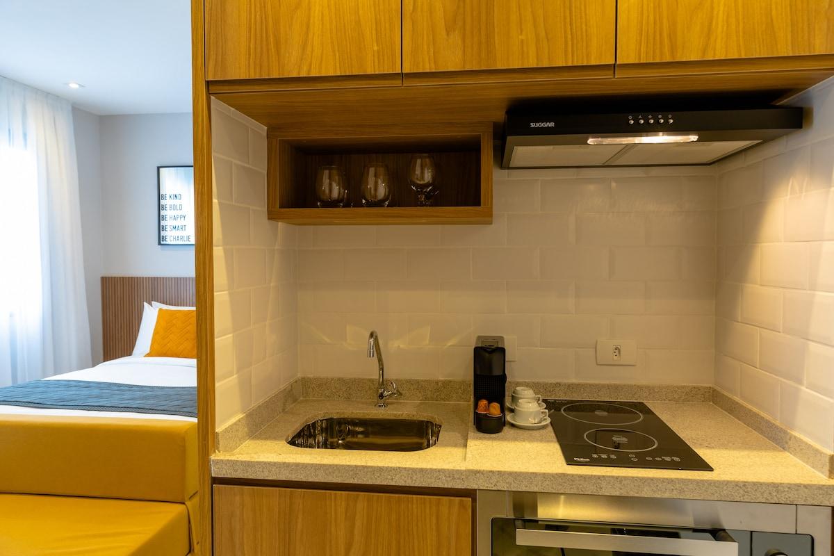 Apartamento com piscina e academia perto do metrô