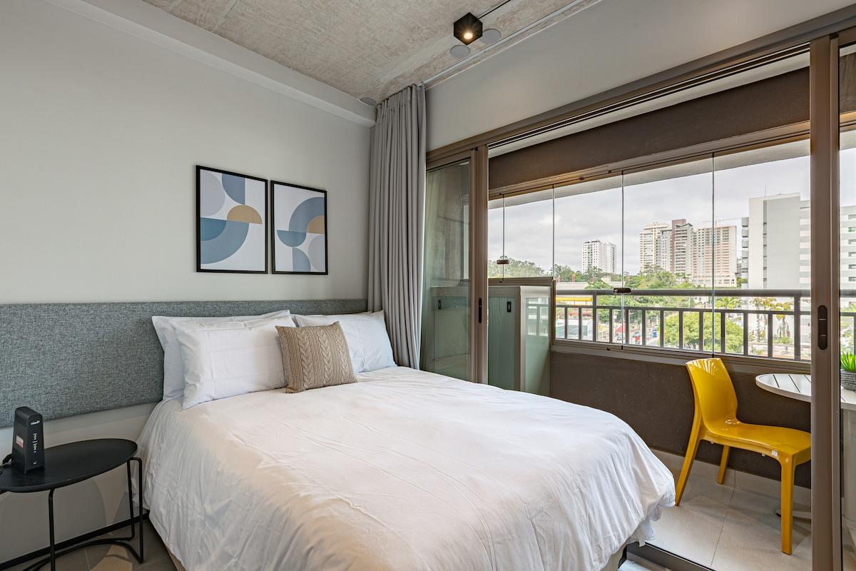 Fully Equipped Apartment in Brooklin, 200m from the Metro