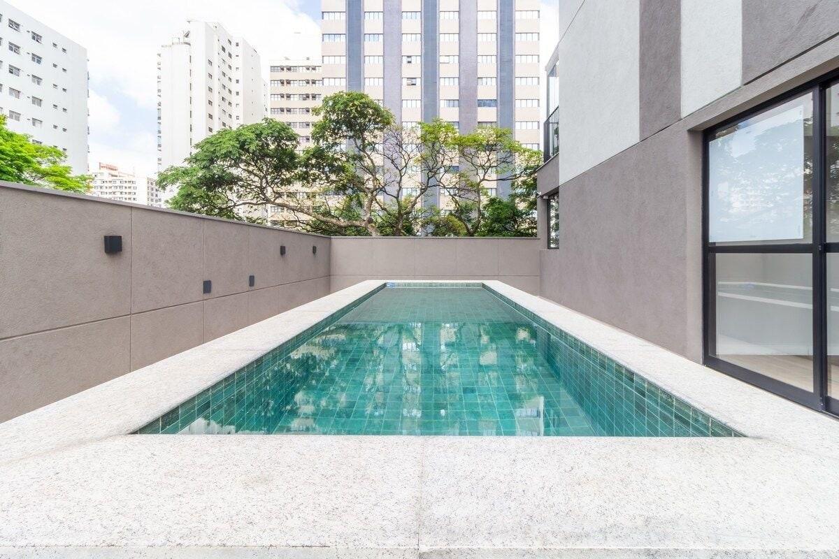 Apartamento Recién Renovado con Balcón, Aire Acondicionado, Piscina y Wifi
