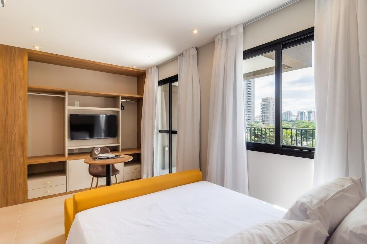 Apartment in the Heart of Campo Belo with A/C, Pool, and Wi-Fi