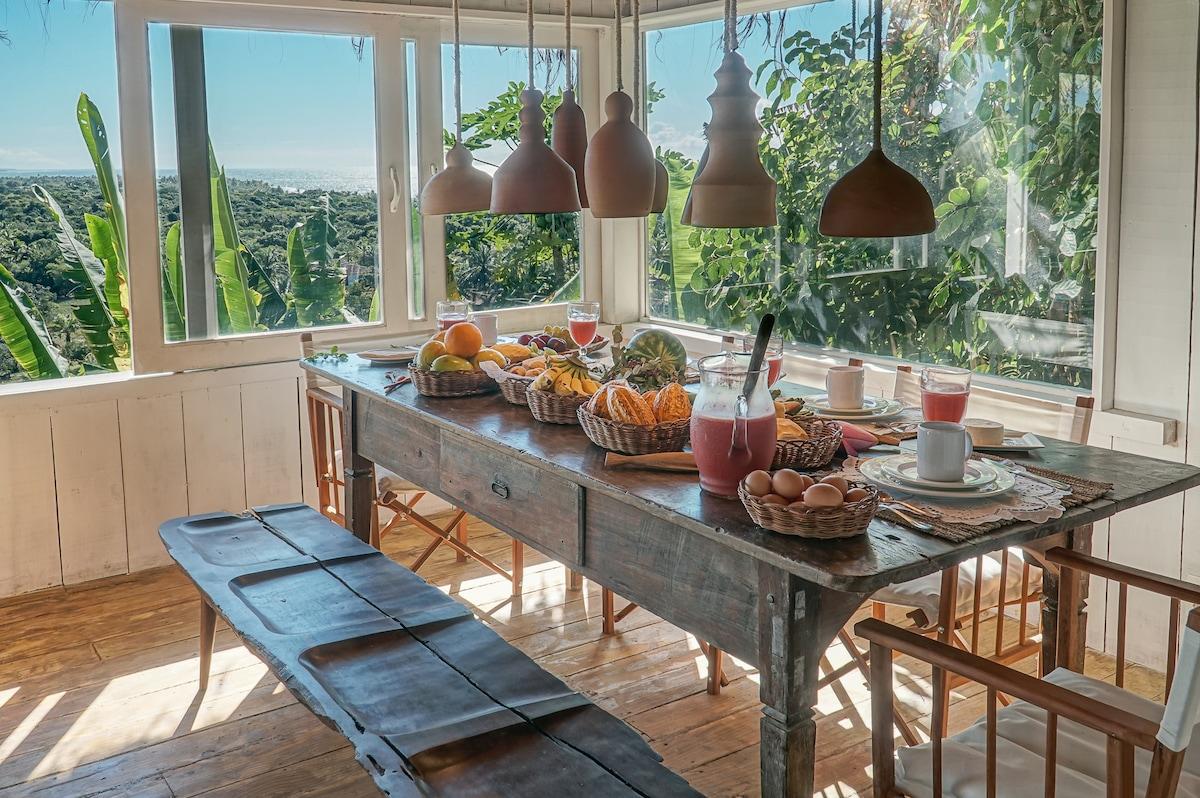 Divine Retreat - Tranquility and Luxury in Trancoso's Historic Center